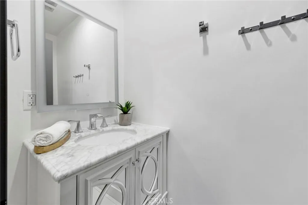 Additional image 52 of 4912 Alonzo Avenue, Encino, CA 91316