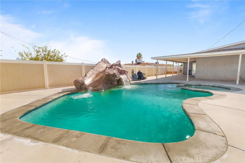 Additional image 38 of 913 E Virginia Way, Barstow, CA 92311