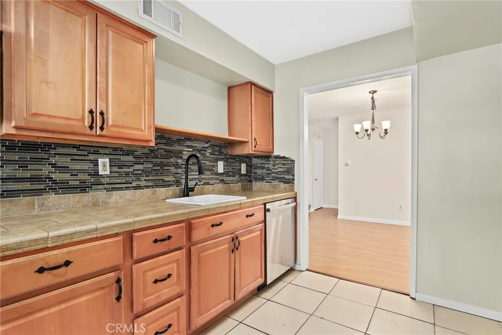 Additional image 15 of 8031 Canby Ave Unit 4, Reseda, CA 91335