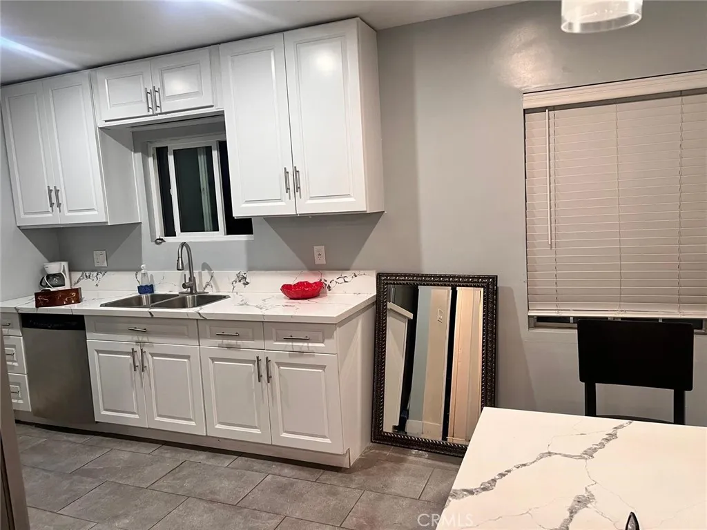 Additional image 29 of 1205 W 57th St, Los Angeles, CA 90037