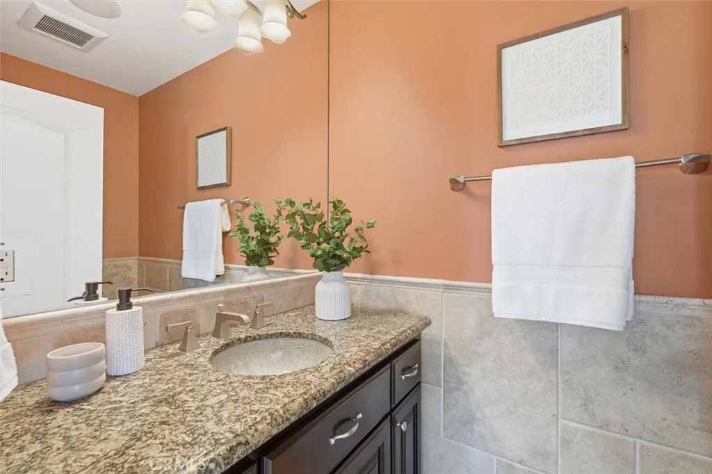 Additional image 48 of 5433 E The Toledo, Long Beach, CA 90803