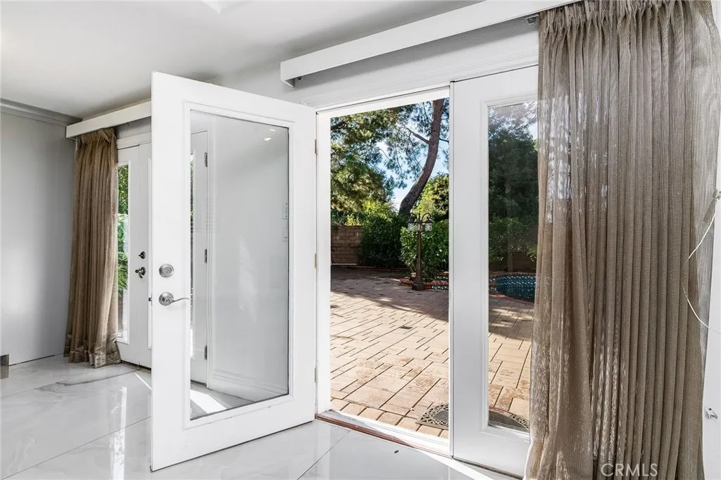 Additional image 46 of 19314 Yolie, Tarzana, CA 91356