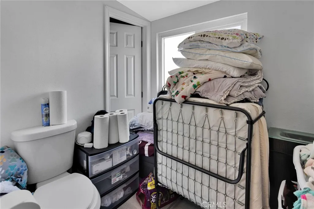 Additional image 18 of 112 May Ave, Barstow, CA 92301