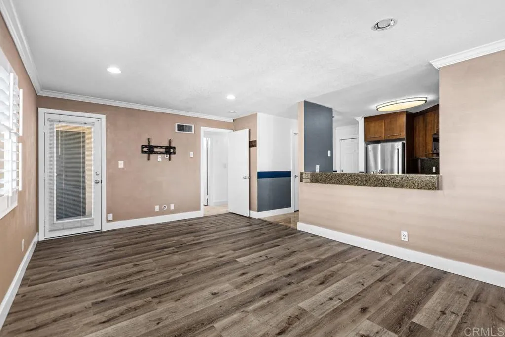 Additional image 6 of 7405 Charmant Drive Unit 2214, San Diego, CA 92122