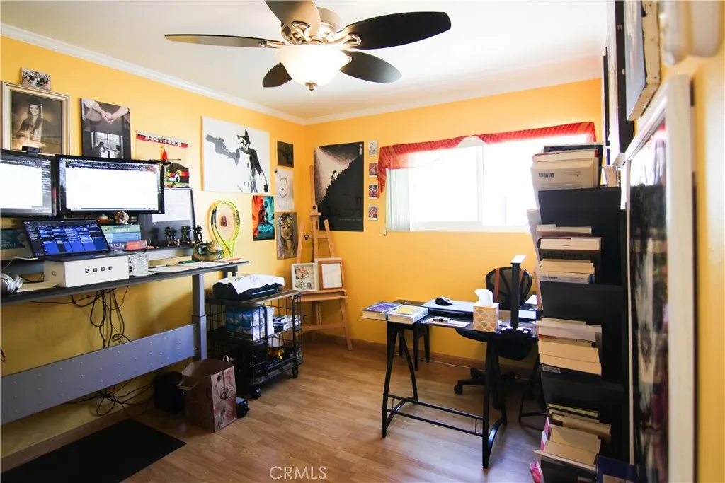 Additional image 28 of 18425 Saticoy Street Unit 4, Reseda, CA 91335