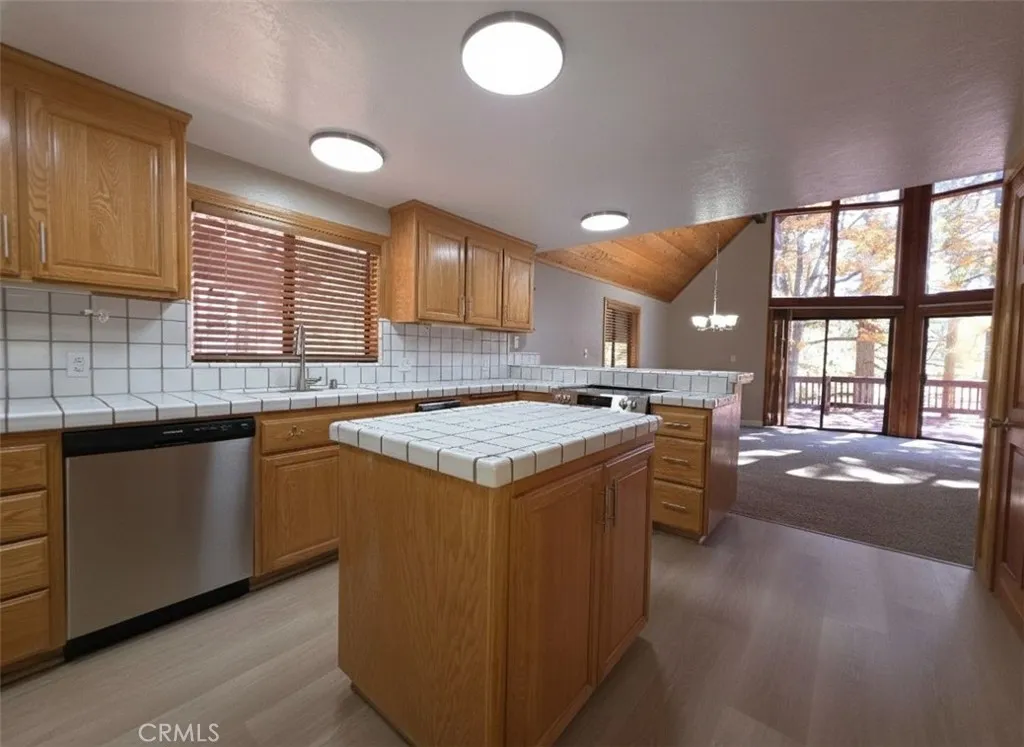 Additional image 7 of 33207 Juniper Lane, Green Valley Lake, CA 92341