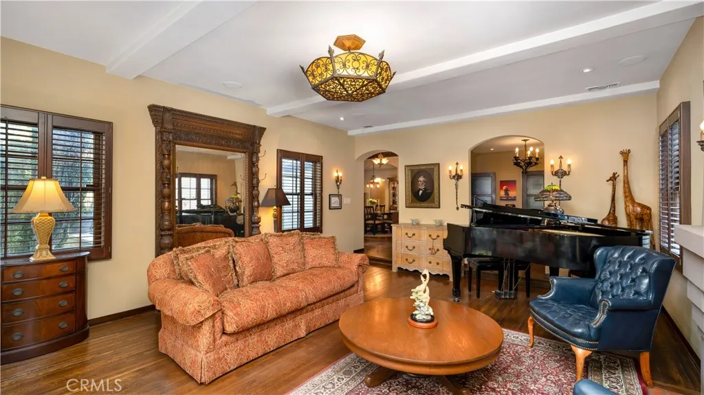 Additional image 90 of 2510 N Park Boulevard, Santa Ana, CA 92706