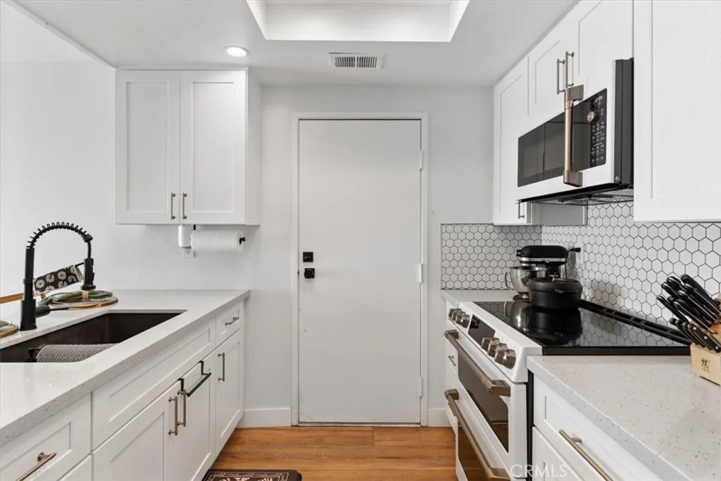 Additional image 15 of 16873 Donwest, Tustin, CA 92780