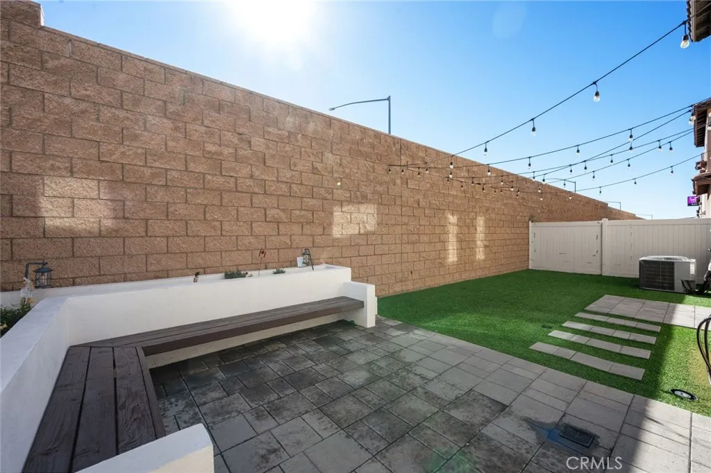 Additional image 108 of 1457 E Laurelwood Dr, San Bernardino, CA 92408