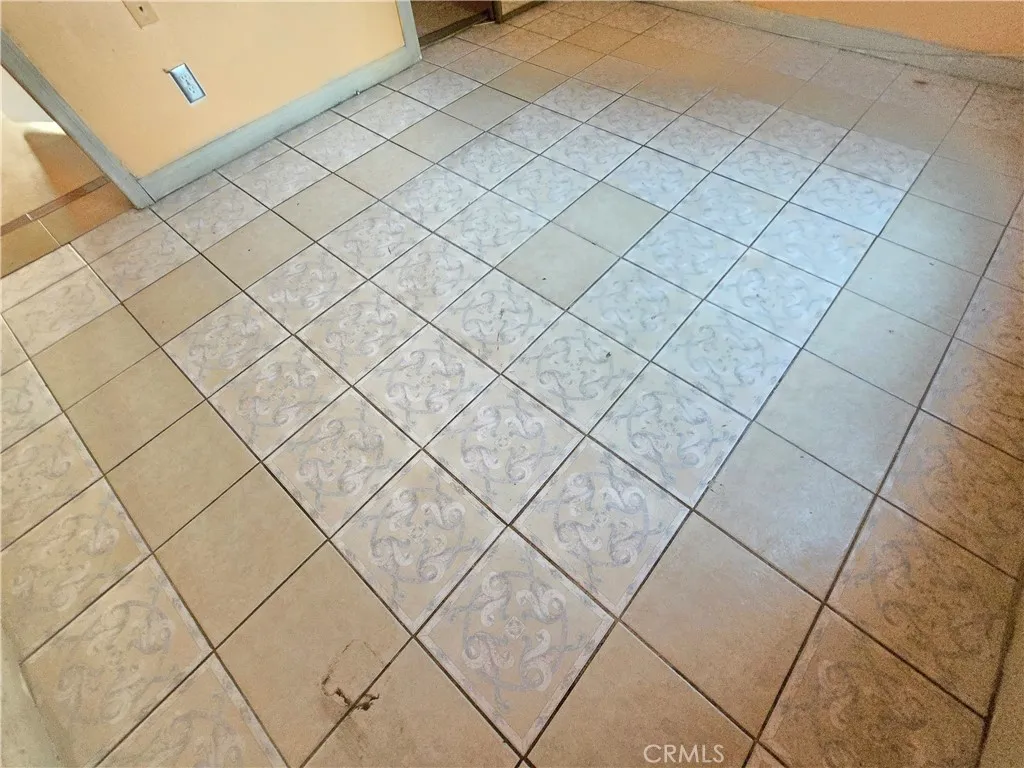 Additional image 69 of 2821 6th, Riverside, CA 92507