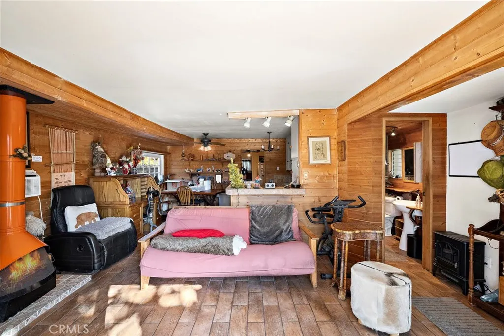 Additional image 59 of 268 Walnut Street, Costa Mesa, CA 92627