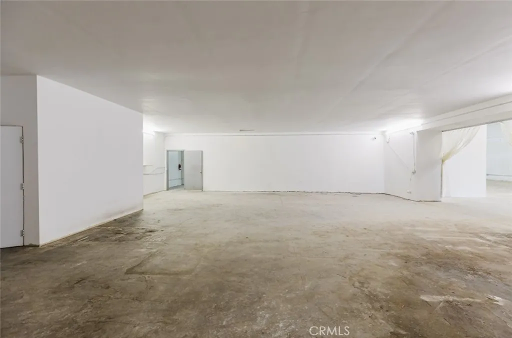 Additional image 18 of 965 E 31st Street, Los Angeles, CA 90011