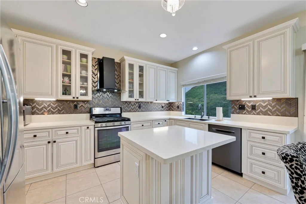 Additional image 95 of 1240 Nina Lane, Corona, CA 92882