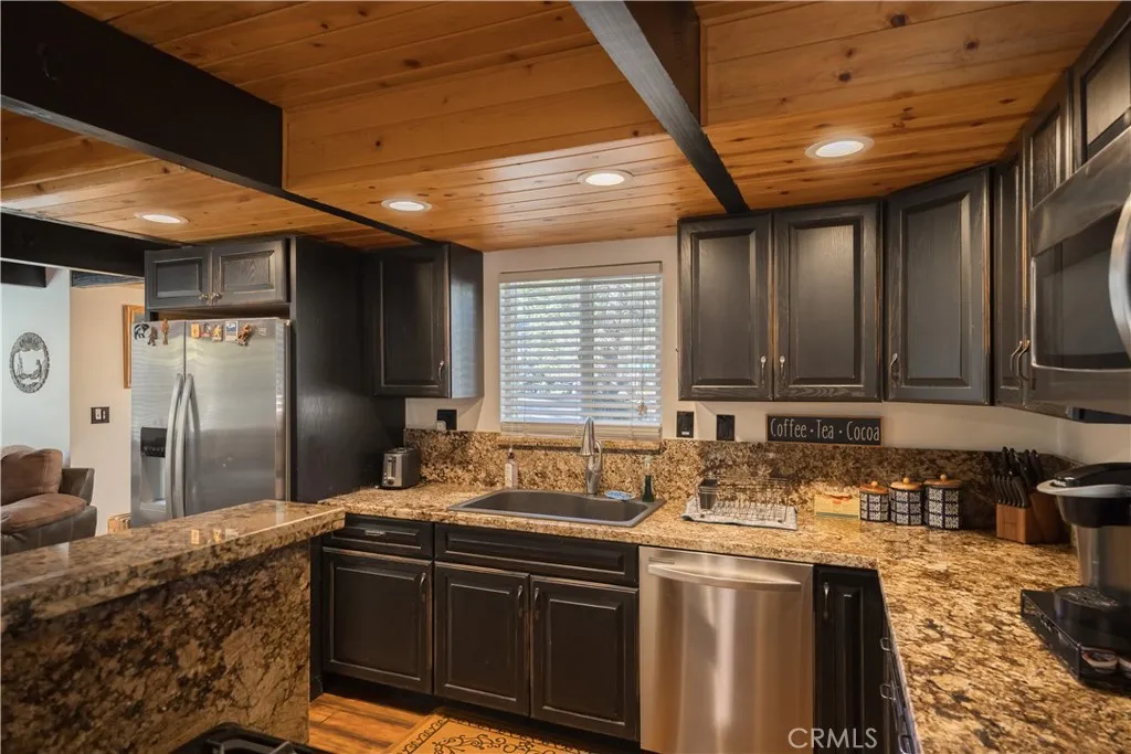 Additional image 17 of 1126 Sugarpine Rd, Big Bear City, CA 92314