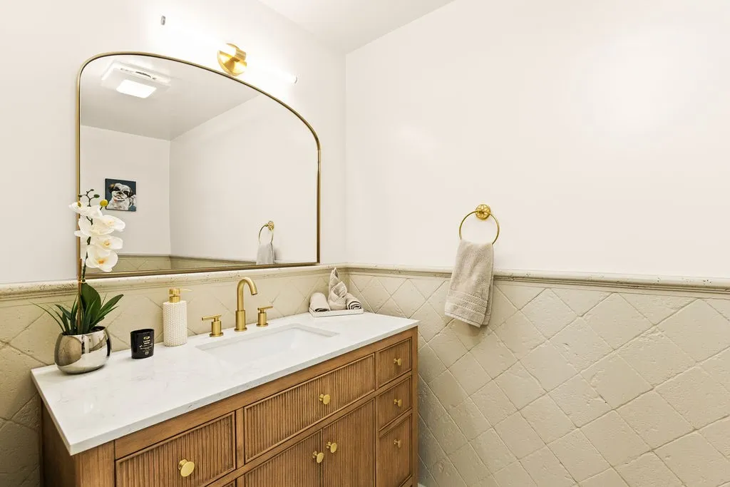 Additional image 41 of 820 S Bedford St Unit 105, Los Angeles, CA 90035