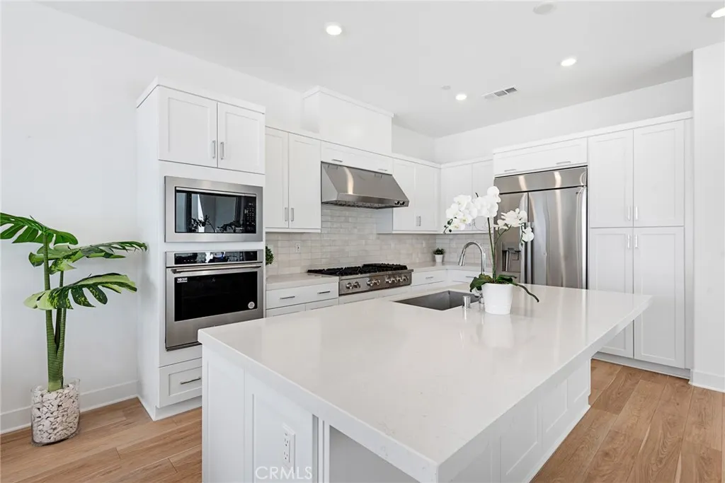 Additional image 114 of 408 Treble, Irvine, CA 92618