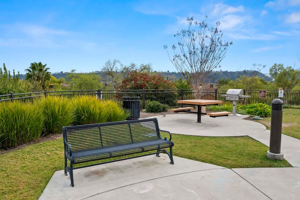 Additional image 43 of 2753 Bellezza Dr, San Diego, CA 92108