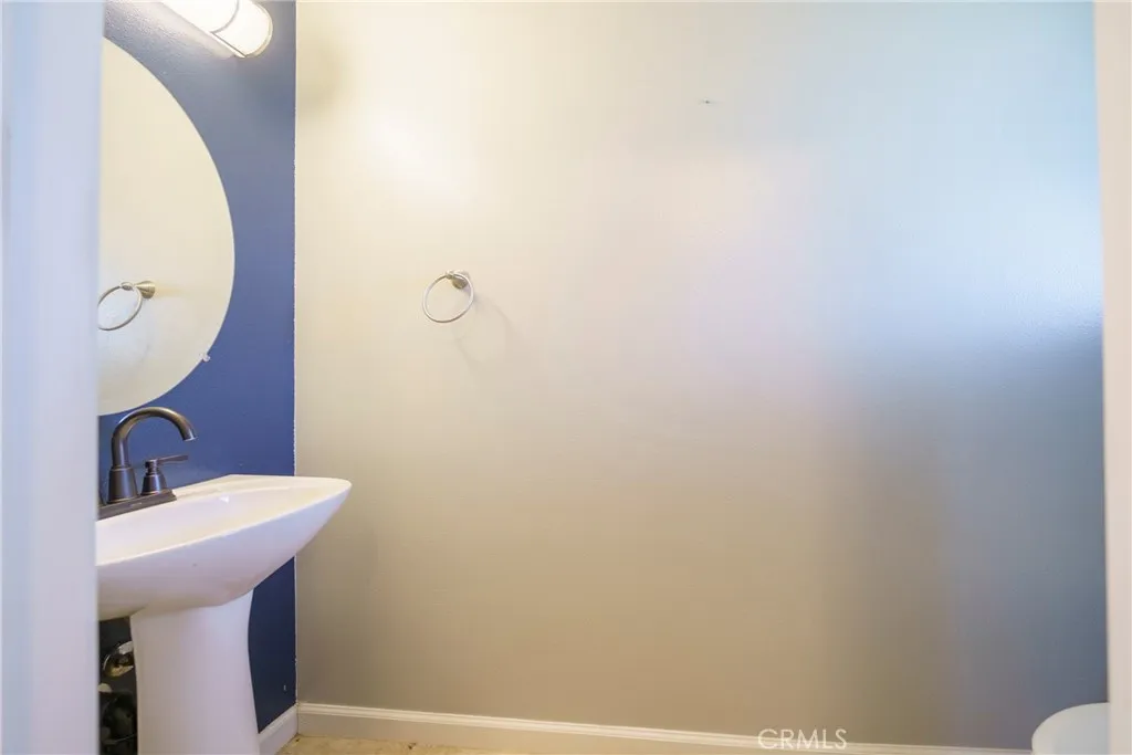 Additional image 20 of 5378 Bellflower Street, Oak Hills, CA 92344