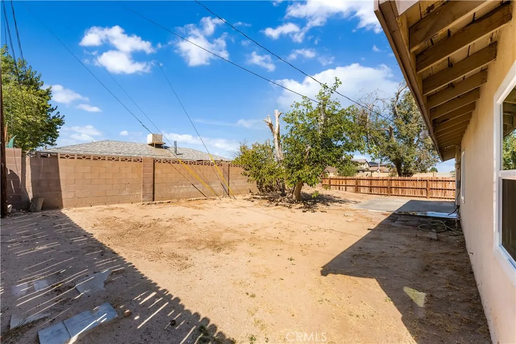 Additional image 38 of 45581 6th Street E, Lancaster, CA 93535