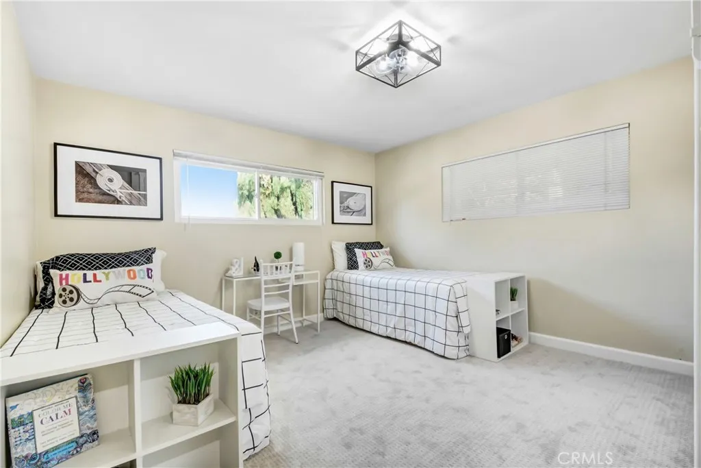 Additional image 37 of 946 W Kendall St, Corona, CA 92882