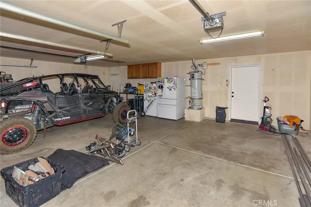 Additional image 101 of 14159 Fresian Avenue, Apple Valley, CA 92307