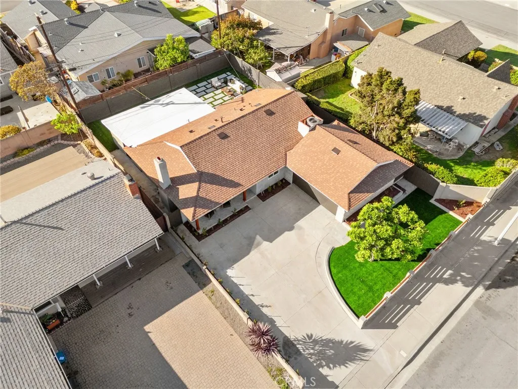 Additional image 35 of 17381 Meer Cir, Huntington Beach, CA 92647