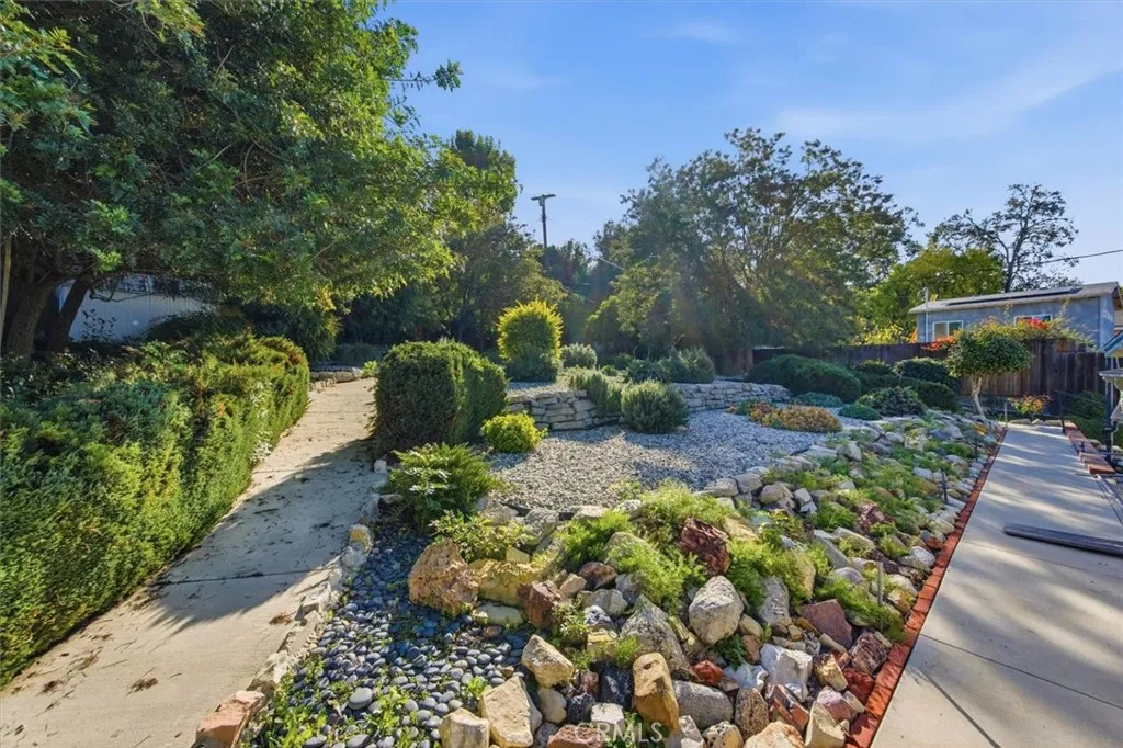 Additional image 13 of 22050 Independencia Street, Woodland Hills, CA 91364