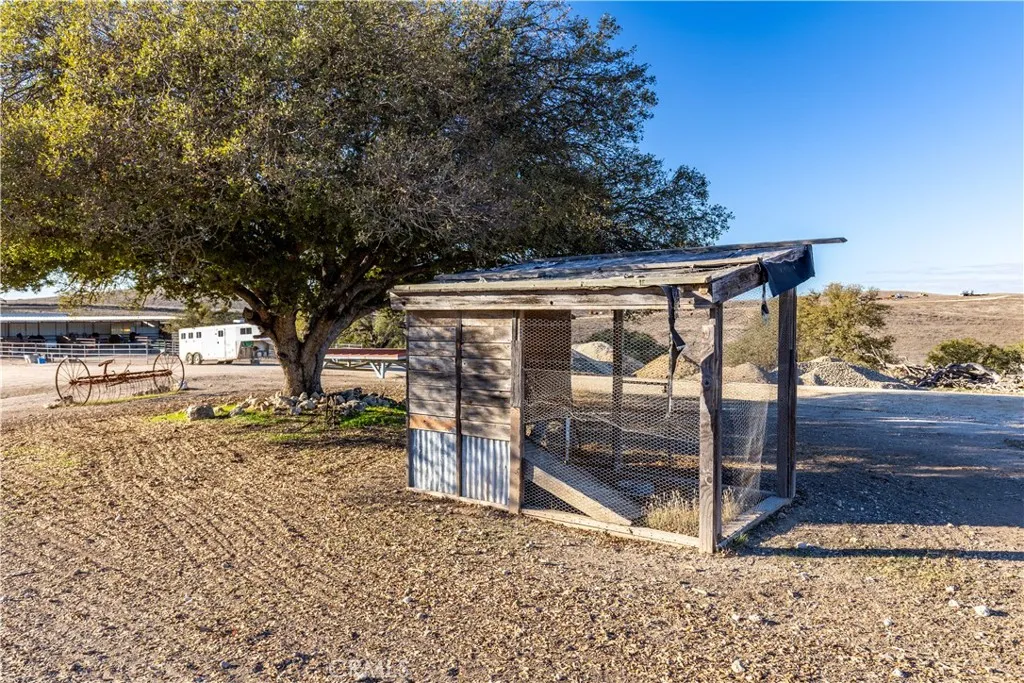 Additional image 120 of 4265 Nickel Creek Road, San Miguel, CA 93451
