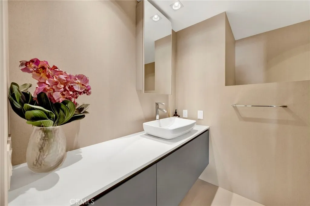 Additional image 55 of 150 Ocean Park Blvd Unit 520, Santa Monica, CA 90405