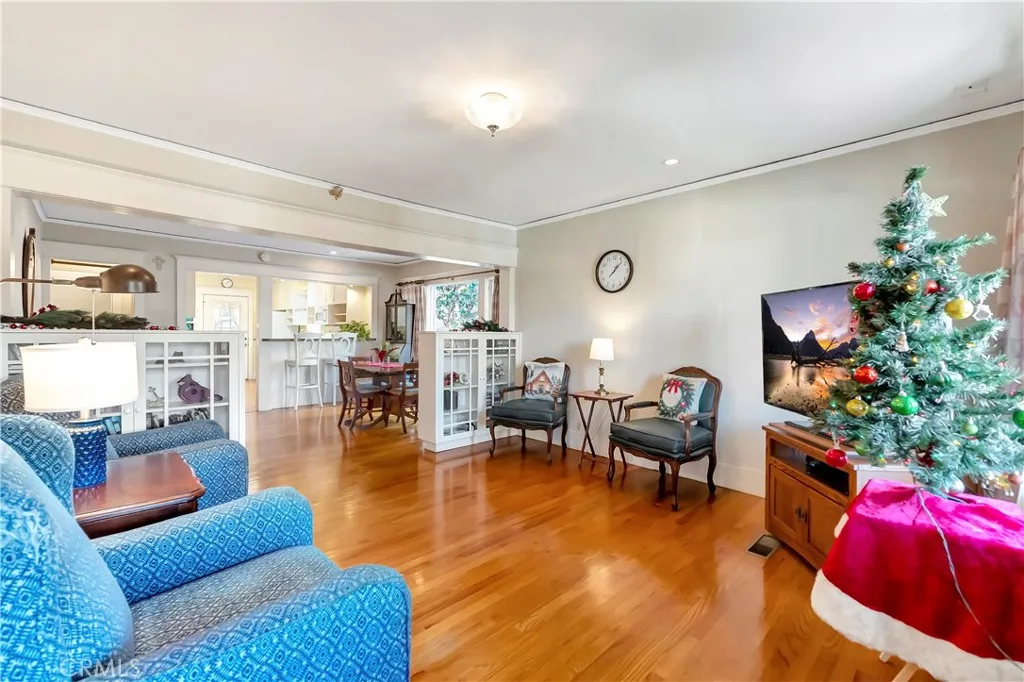 Additional image 44 of 732 Molino Ave, Long Beach, CA 90804