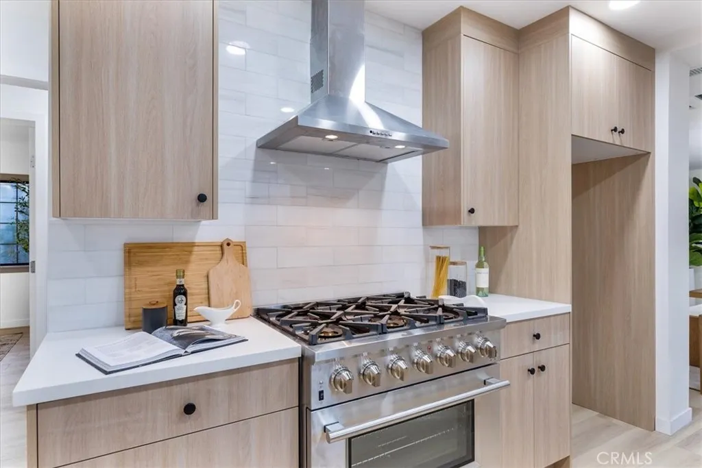 Additional image 12 of 1625 W Chandler Boulevard, Burbank, CA 91506