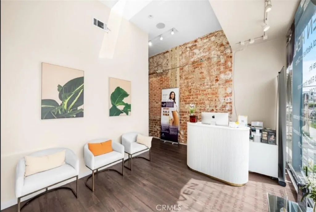 Additional image 2 of 322 S Robertson Blvd, Los Angeles, CA 90048