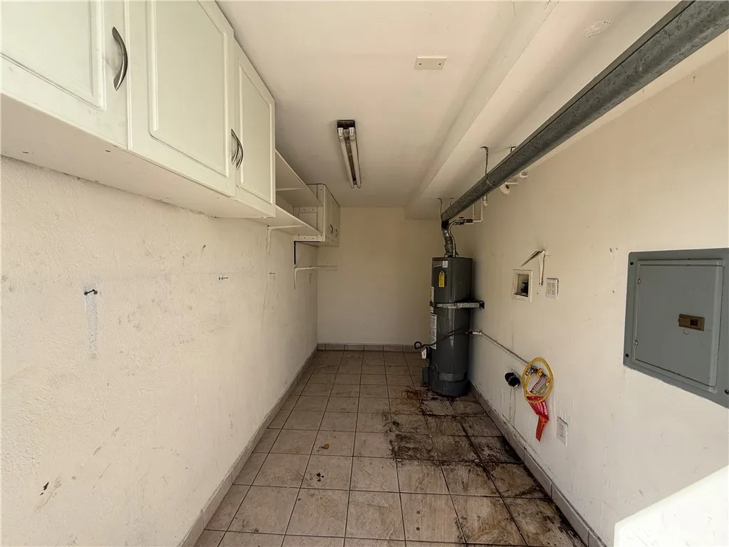 Additional image 37 of 2586 Lake View, Los Angeles, CA 90039