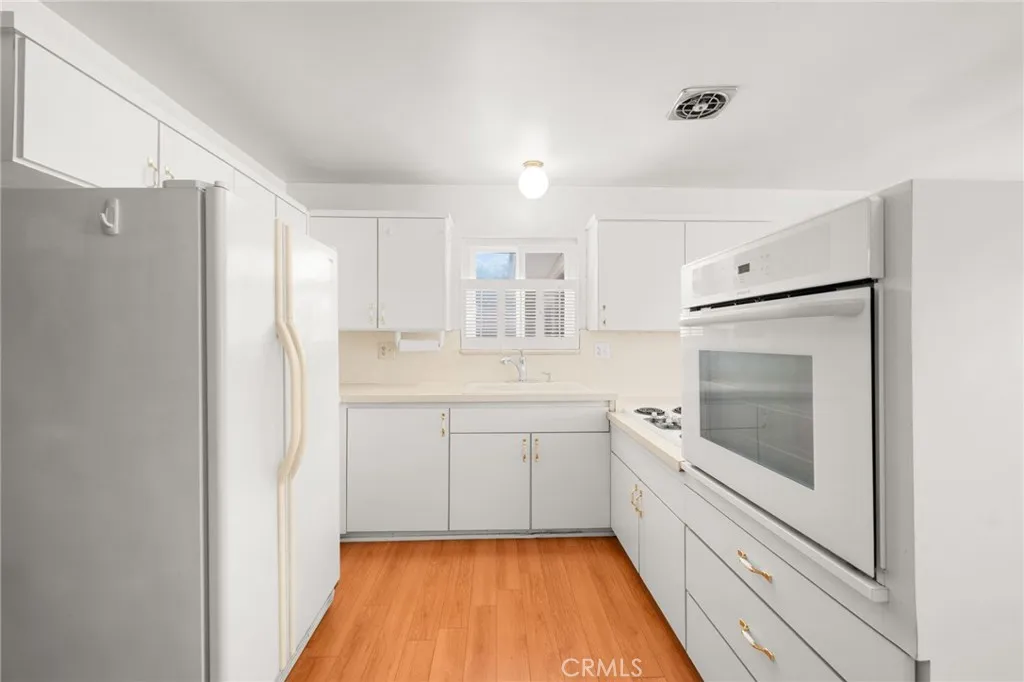 Additional image 16 of 2040 W Glenwood Pl, Santa Ana, CA 92704