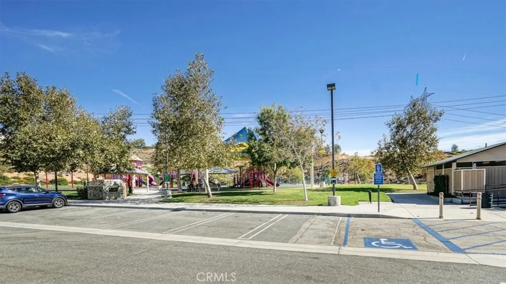 Property image for 20046 Christopher Ln, Saugus, CA 91350