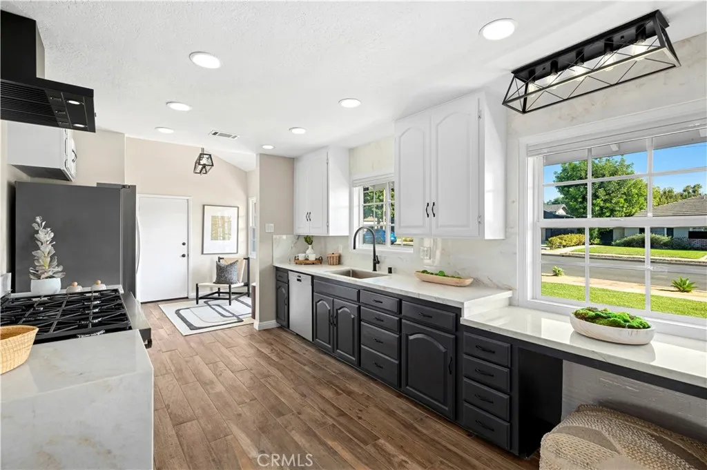 Additional image 10 of 11891 Gladstone Drive, North Tustin, CA 92705