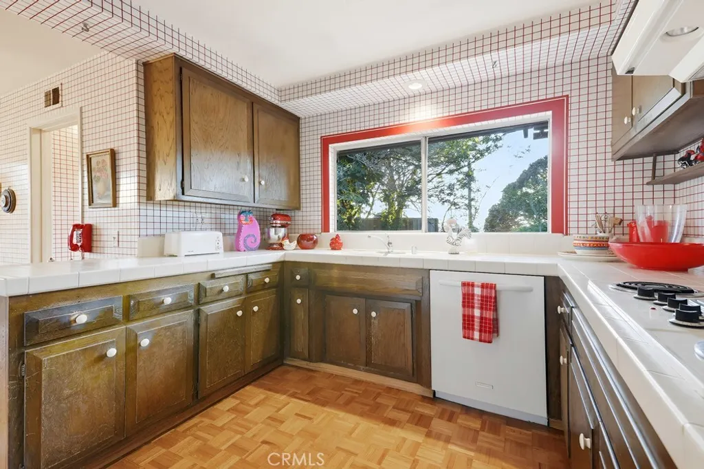 Additional image 45 of 700 Aleppo Street, Newport Beach, CA 92660