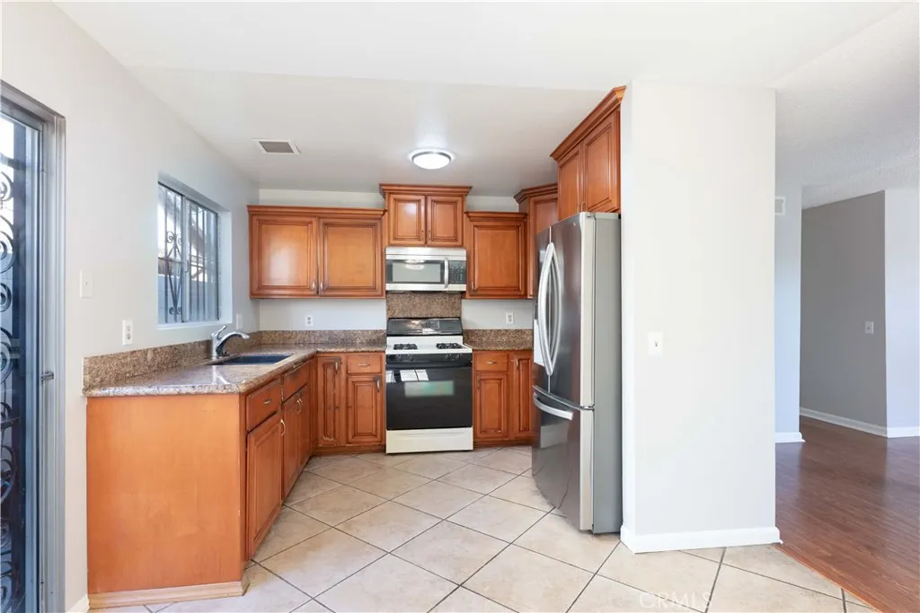 Additional image 56 of 2346 Hayes Avenue, Long Beach, CA 90810