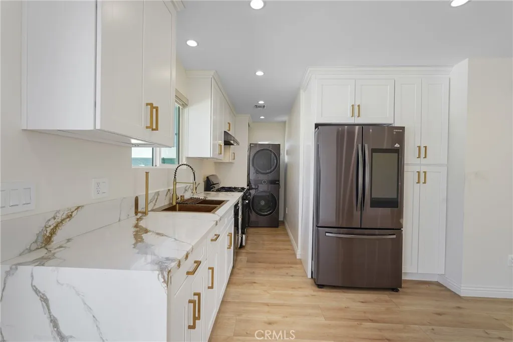 Additional image 17 of 12317 Roscoe, Sun Valley, CA 91352