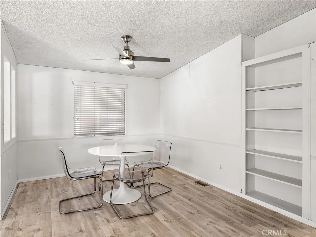 Additional image 15 of 22020 Nisqually Rd Unit 11, Apple Valley, CA 92308