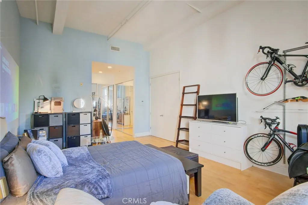 Additional image 47 of 175 S Lake Ave Unit 402, Pasadena, CA 91101