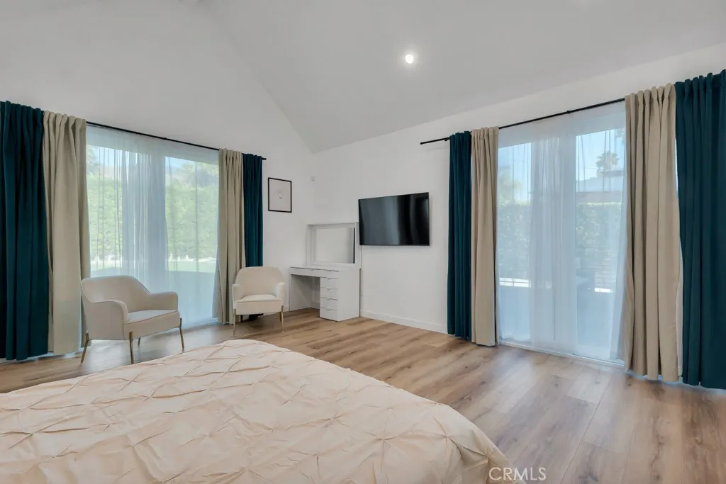 Additional image 56 of 1911 W Kenneth Rd, Glendale, CA 91201