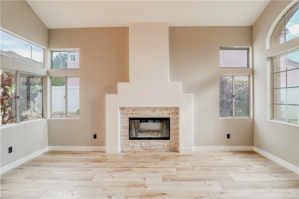 Additional image 8 of 28950 Clear Spring Ln, Highland, CA 92346