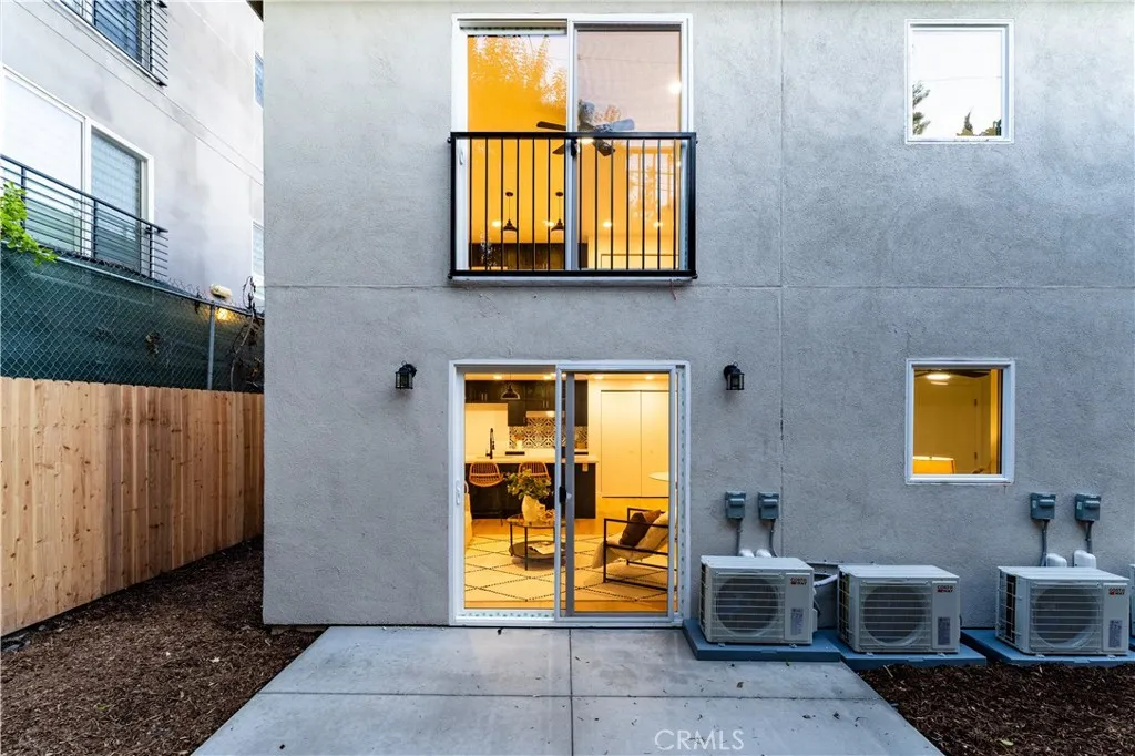 Additional image 44 of 1189 Crenshaw Boulevard, Los Angeles, CA 90019