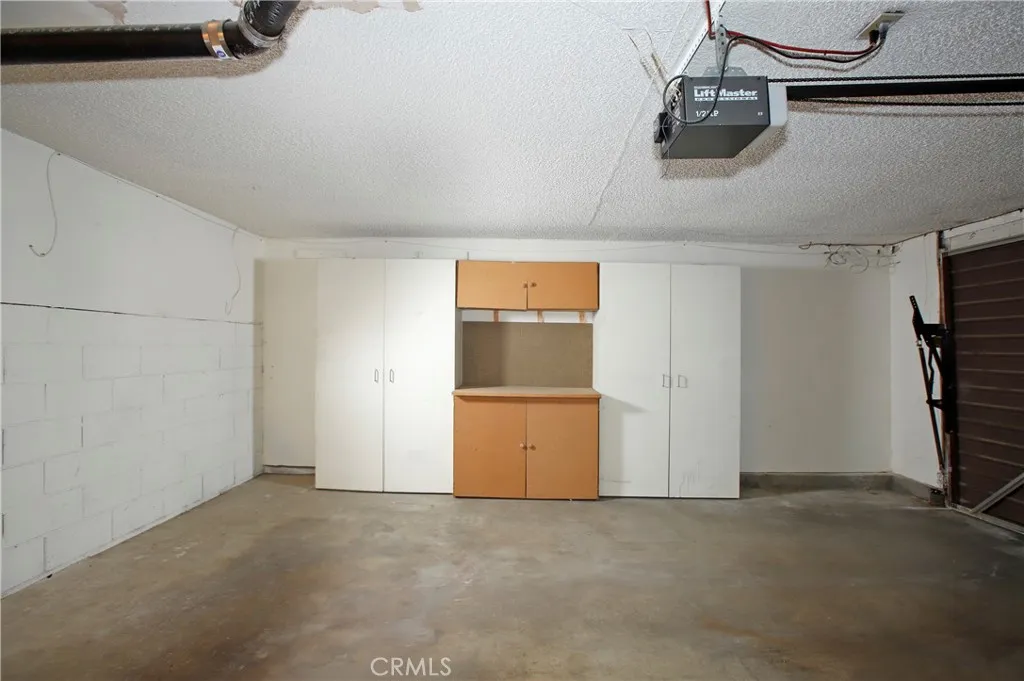 Additional image 19 of 400 W Riverside Drive Unit 2, Burbank, CA 91506