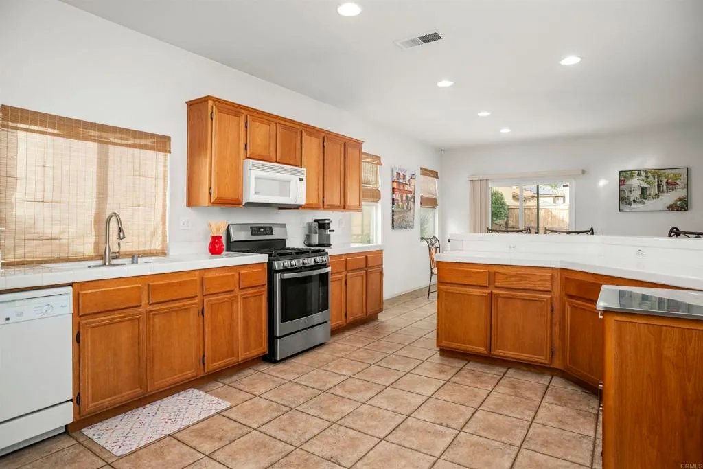 Additional image 15 of 33340 Breighton Wood Street, Menifee, CA 92584
