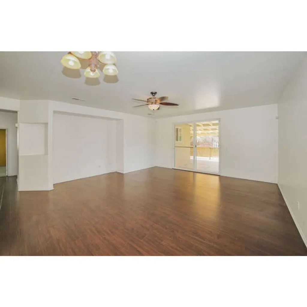 868 Peaceful Ln, San Jacinto, CA 92582 photo 5