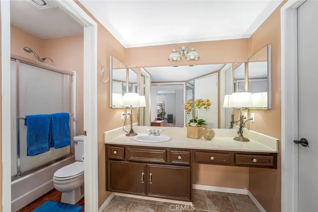 Additional image 17 of 25712 Le Parc Unit 48, Lake Forest, CA 92630