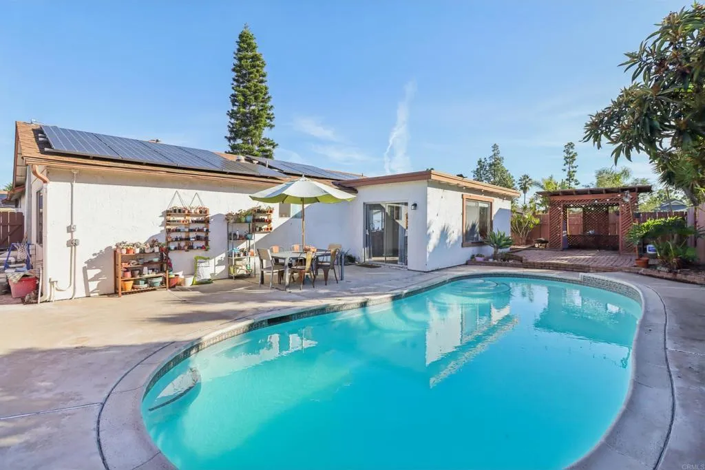 Additional image 62 of 10710 Foxwood Road, San Diego, CA 92126