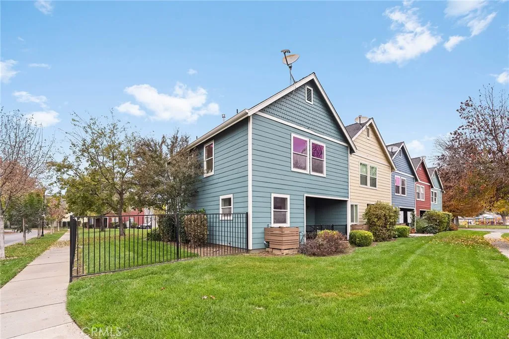 Additional image 3 of 2099 Hartford Dr Unit 20, Chico, CA 95928